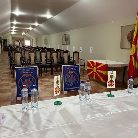 艾特诺塞洛度假酒店 Vojnik 外观 照片