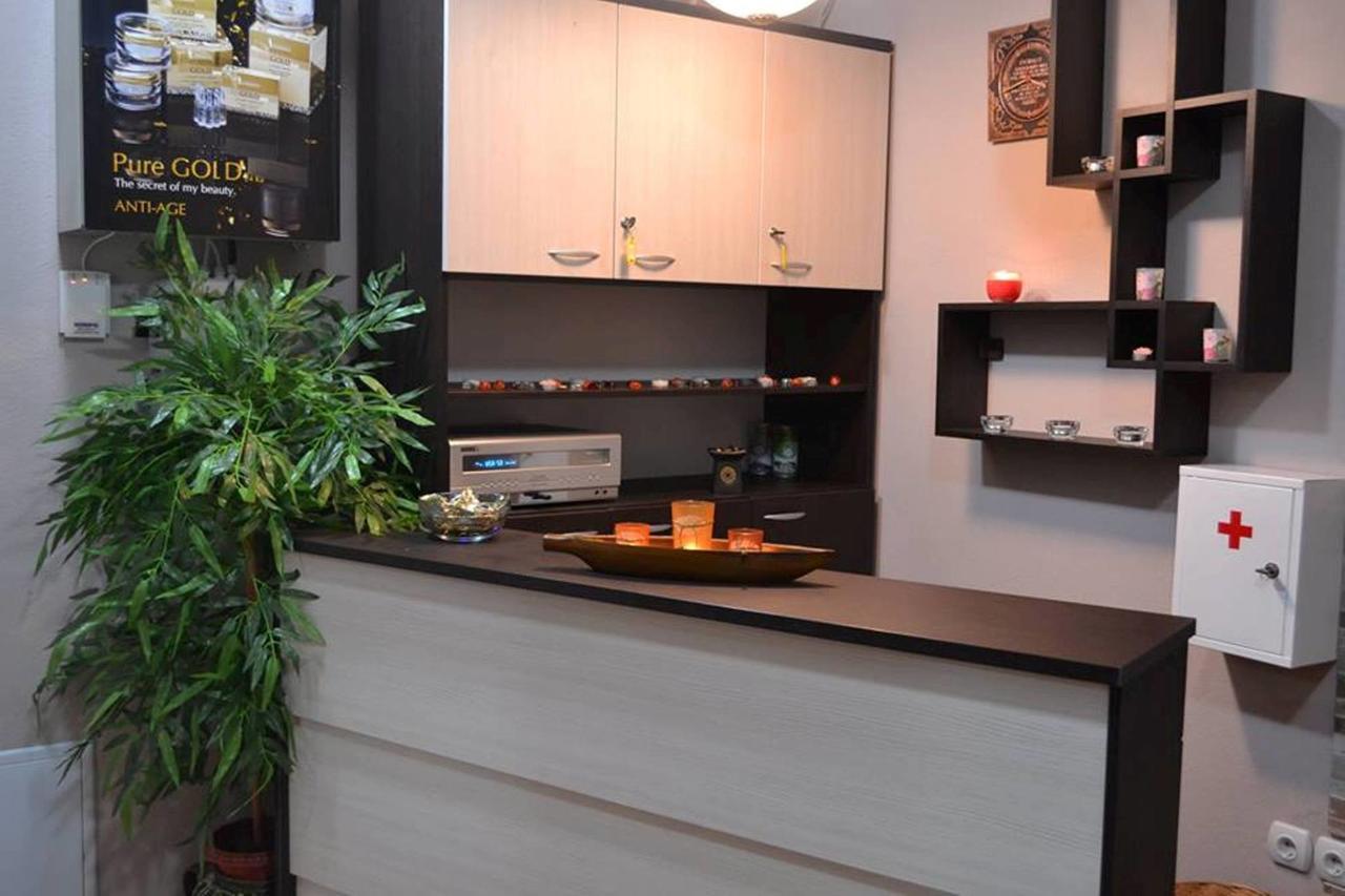 艾特诺塞洛度假酒店 Vojnik 外观 照片